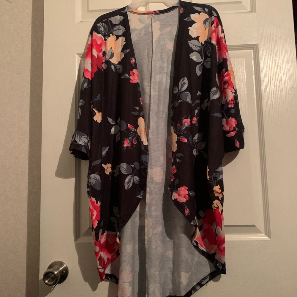 🐿Black with floral bolero One size fits most